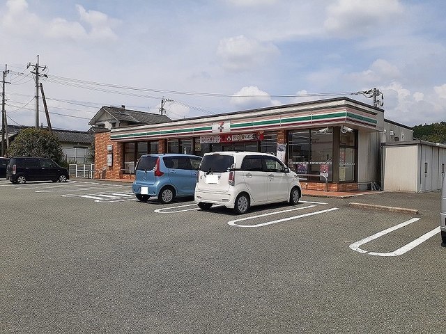 コンビニ　セブンイレブン木倉店（コンビニ）まで500m