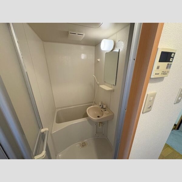 バス・シャワールーム　浴室