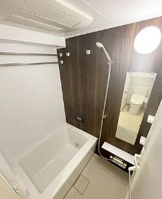 バス・シャワールーム