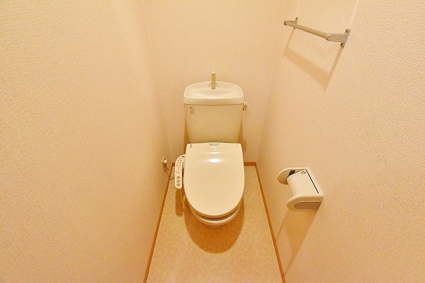 トイレ　★温水洗浄便座トイレ★