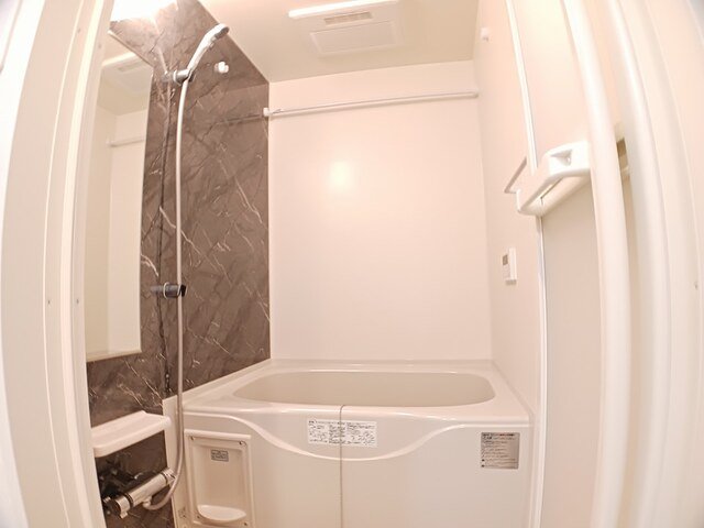 バス・シャワールーム　お風呂です