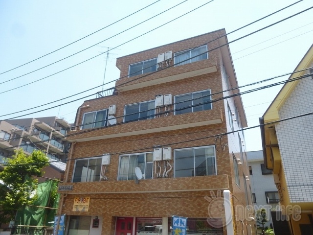 建物外観　ハイツオーギの外観