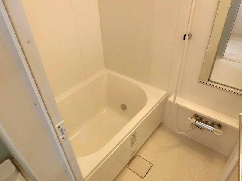 バス・シャワールーム　風呂