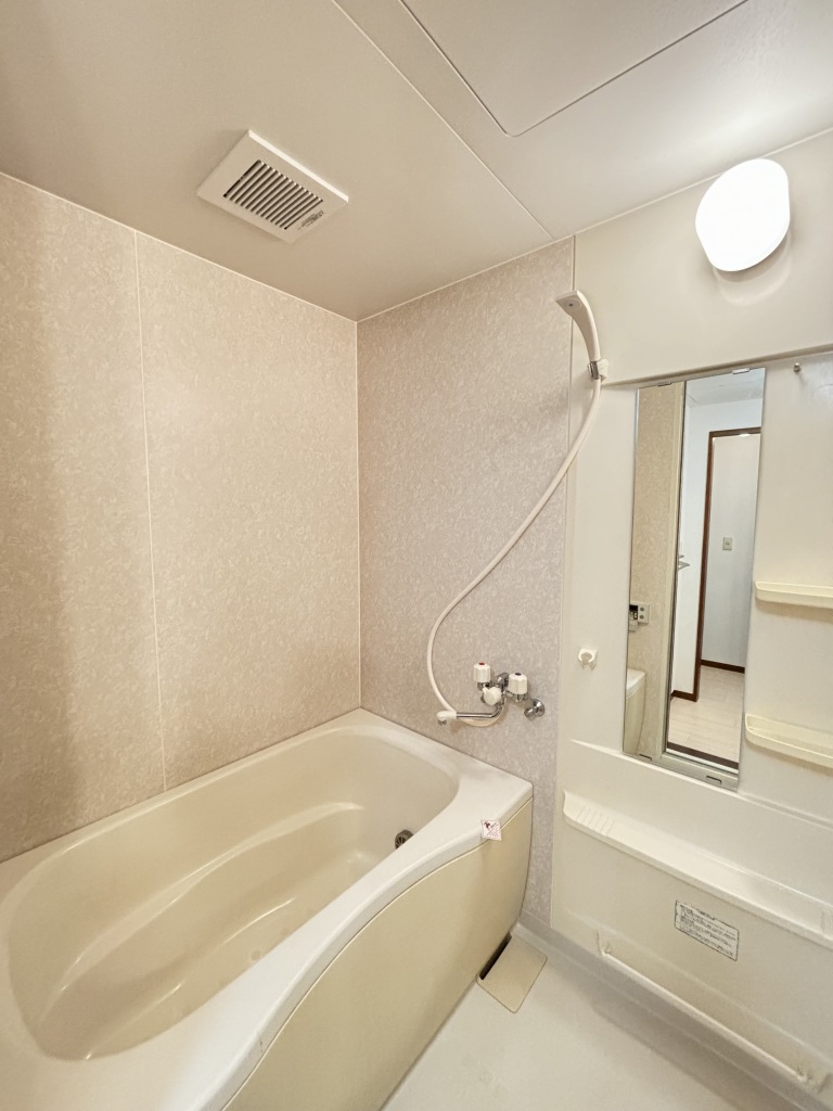 バス・シャワールーム　浴室