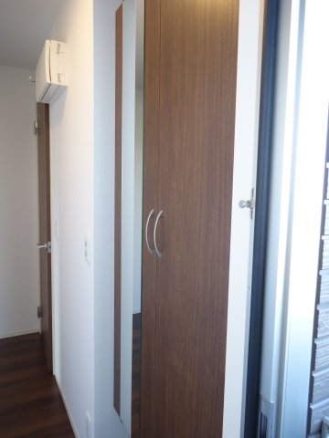 玄関　シューズボックス