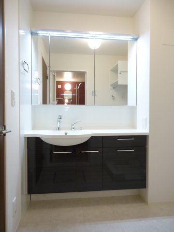 洗面設備　洗髪洗面化粧台