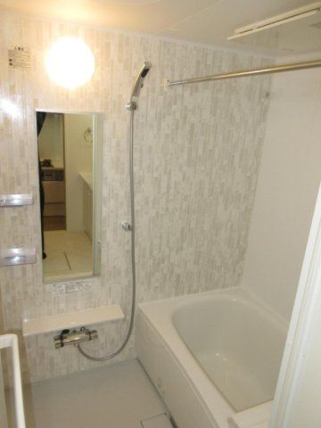 バス・シャワールーム　☆ゆったりくつろげるお風呂☆