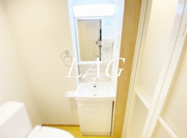 洗面設備　独立洗面台です。