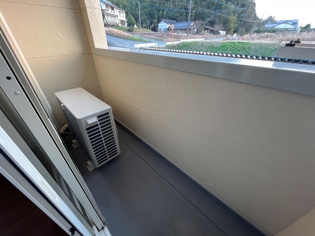 バルコニー　※同タイプの部屋写真です