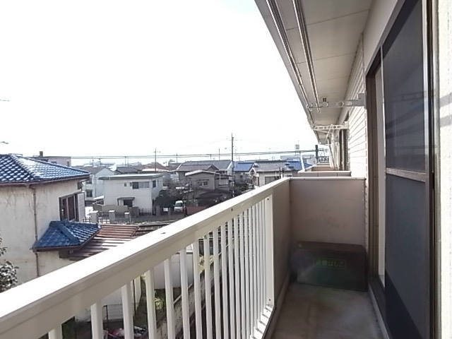バルコニー　同一物件別部屋写真