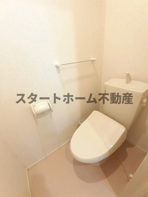 トイレ　コンパクトで使いやすいトイレです