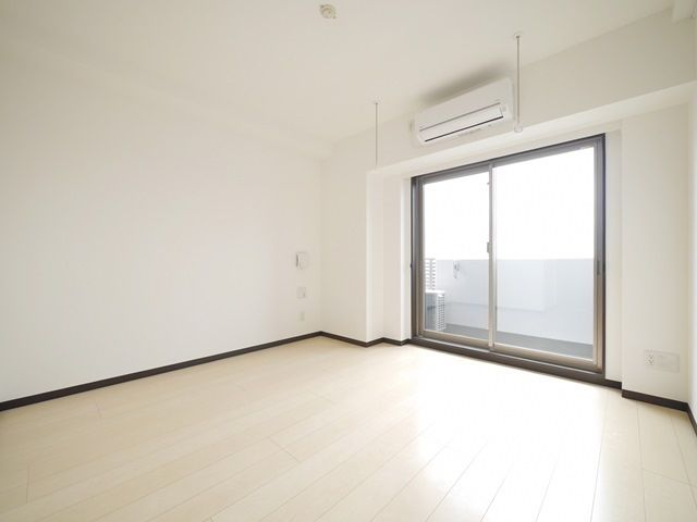 居室・リビング　★明るい洋室★