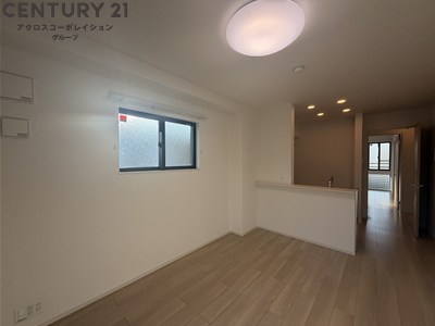 居室・リビング　11.2帖のLDKです