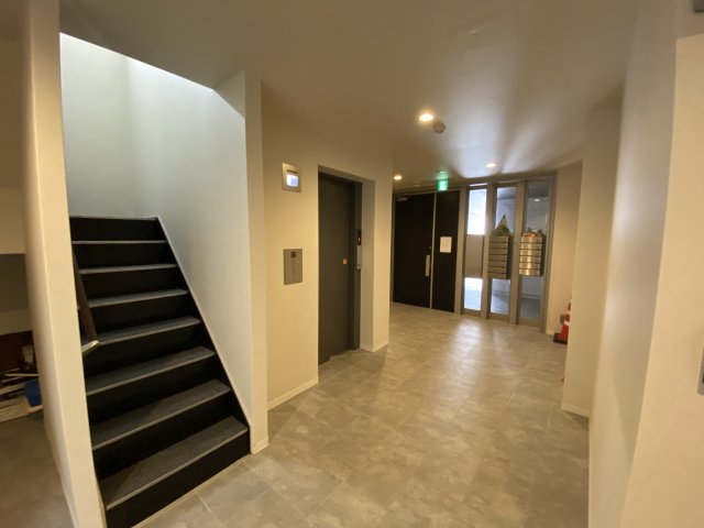 その他　ホテルライクな屋内廊下仕様