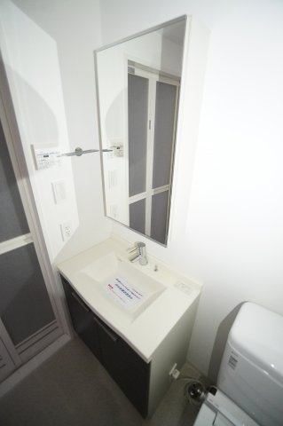 洗面設備　※同物件・同タイプの写真です。