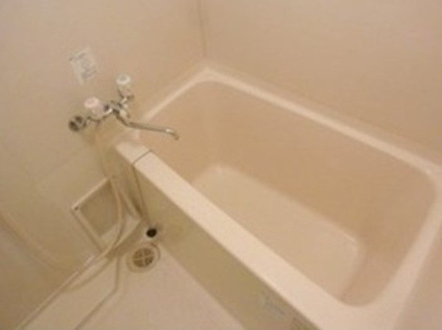 バス・シャワールーム　バスルーム