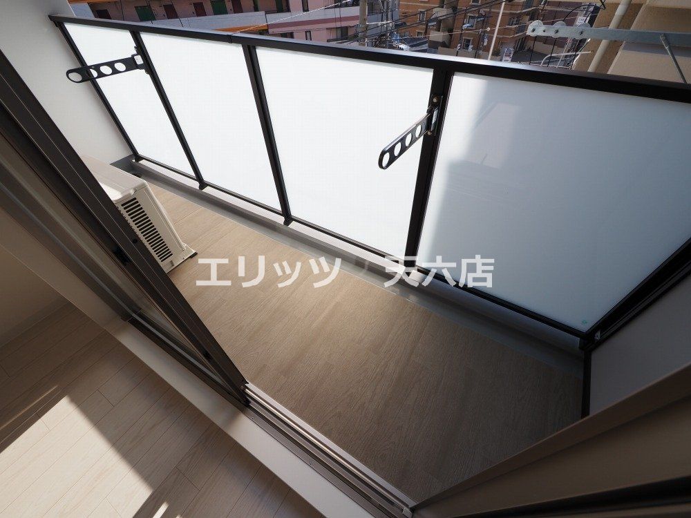 バルコニー　バルコニー