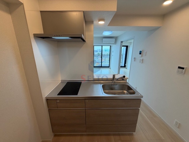 キッチン　別階の参考写真になります