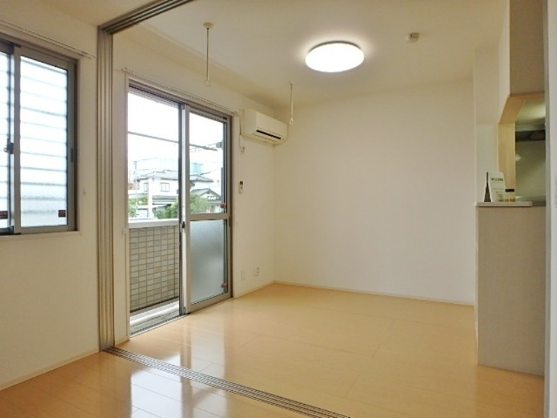 居室・リビング　図面と現状に相違がある場合には現状を優先