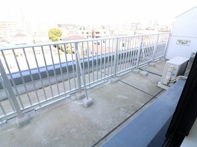 バルコニー　同物件別部屋参考写真です。