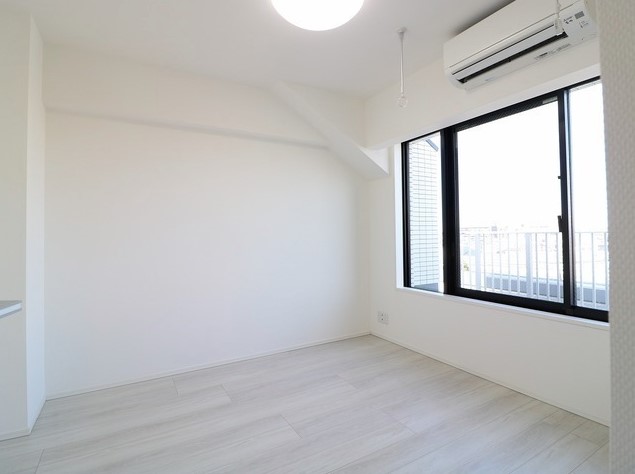 居室・リビング　同物件別部屋参考写真です。