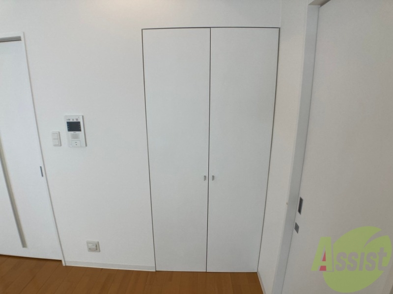 収納　クローゼットがありました。お洋服や荷物はここへ