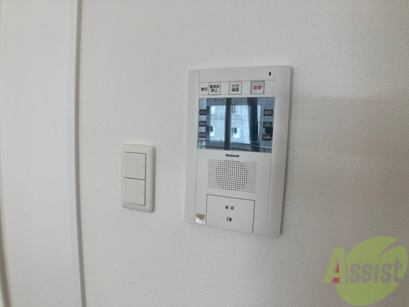 セキュリティ　モニターホンなので来客様の顔が見れます。安心ですね！