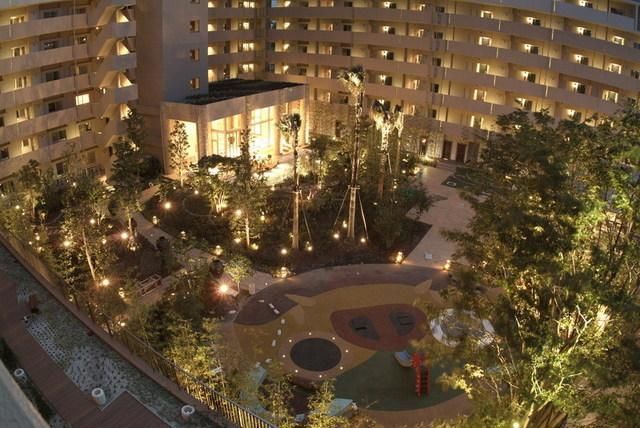 その他　緑溢れる中庭