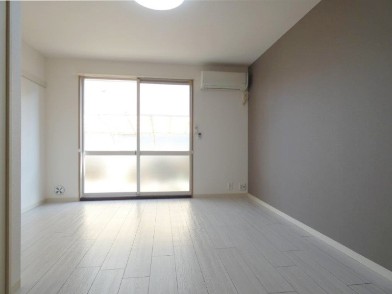 居室・リビング　図面と現状に相違がある場合には現状を優先