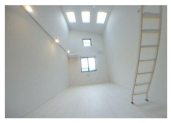 居室・リビング　居室