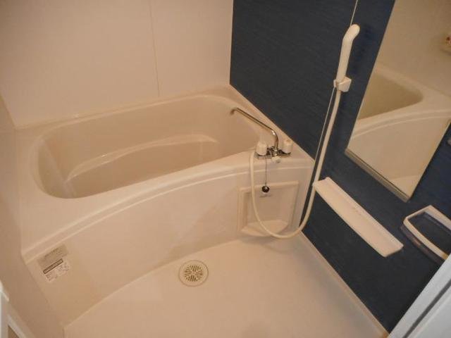 バス・シャワールーム　ゆったり過ごせるお風呂です