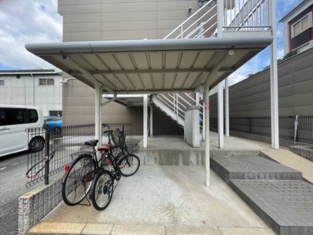 その他　駐輪場です。