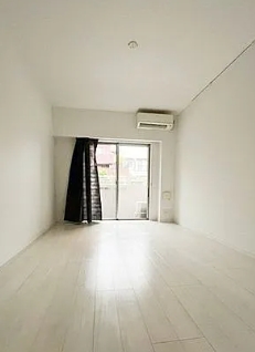 居室・リビング　☆明るい洋室☆