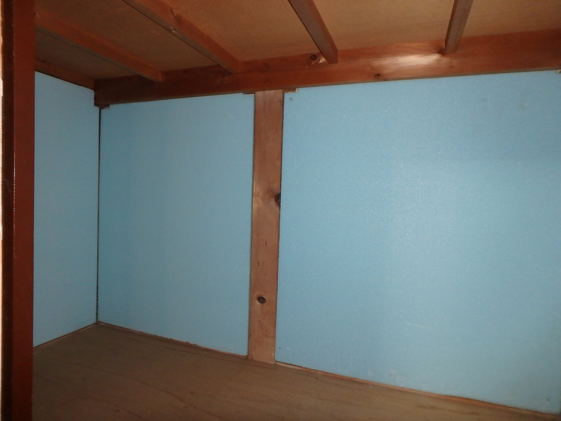 収納　【室内外禁煙】押し入れは２か所ございます