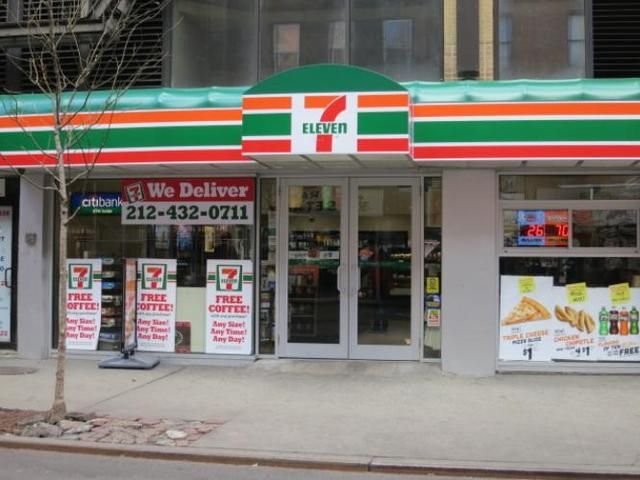 コンビニ　（参考）セブンイレブン（コンビニ）まで330m