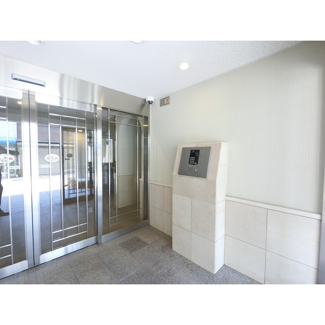 エントランス　エントランス