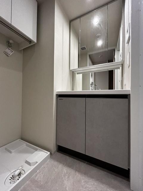 洗面設備　※写真は同タイプ住戸です。