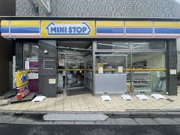 コンビニ　ミニストップ 中野駅北口店（コンビニ）まで207m
