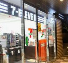 コンビニ　セブンイレブン品川プリンスホテル店（コンビニ）まで627m