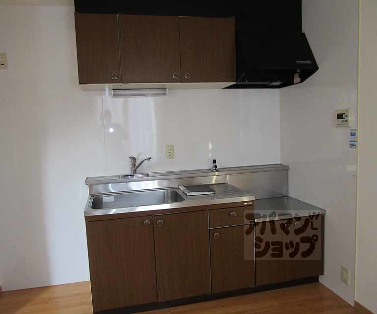 キッチン　１０３号室の写真です。