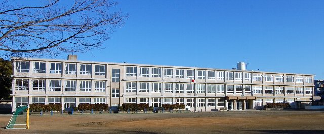 小学校　浜松市立浅間小学校（小学校）まで356m