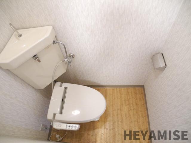 トイレ　※同間取りの別の階のお部屋の写真です※