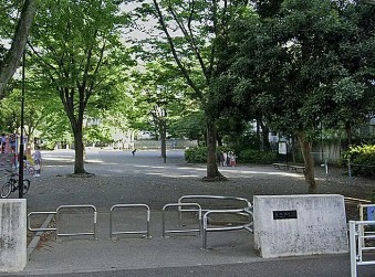 公園　大豆戸公園（公園）まで416m