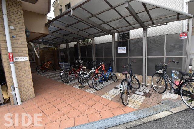 エントランス　※別号室参考画像