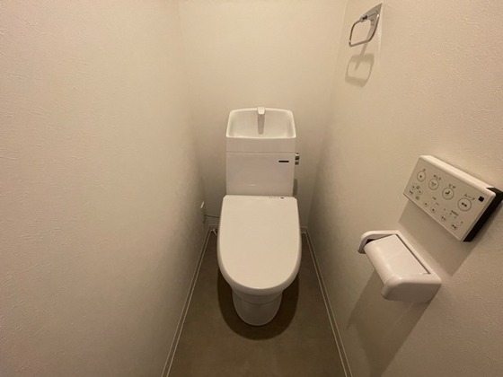 トイレ　※別部屋の写真です