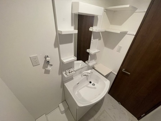 洗面設備　※別部屋の写真です