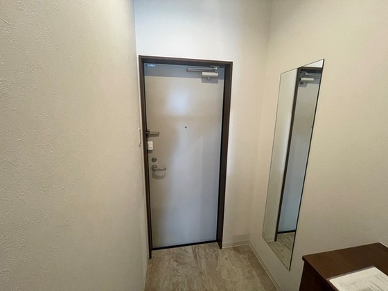 玄関　※別部屋の写真です