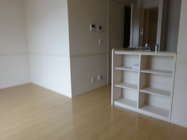 居室・リビング　洋間