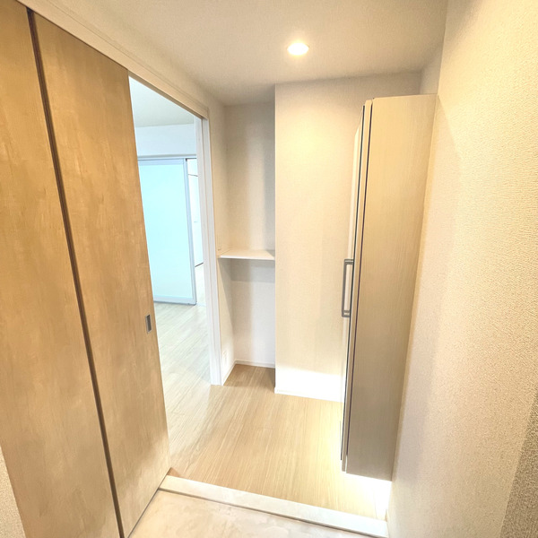 玄関　Dear court Akabane　北区赤羽西1