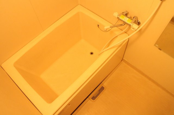 バス・シャワールーム　お風呂で日々の疲れを落としましょう